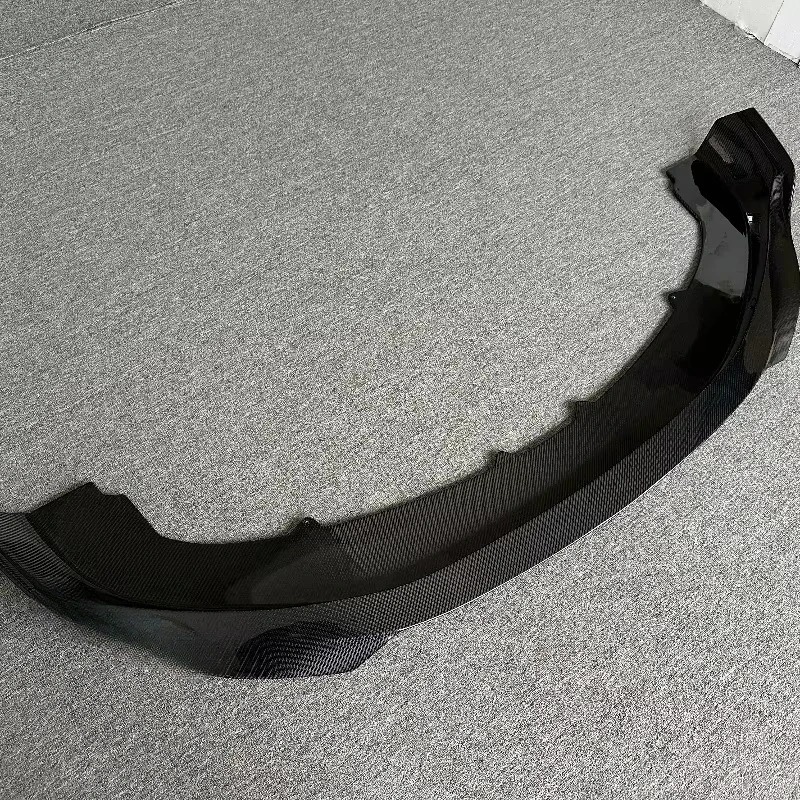 Suitable for 15-17 Continental GT Modified ST Style Carbon Fiber Front Lip